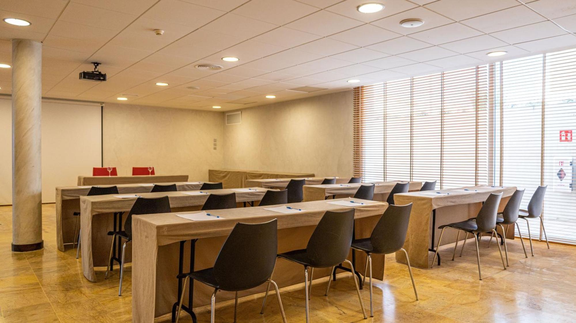Seth Port Ciutadella Hotel Екстериор снимка